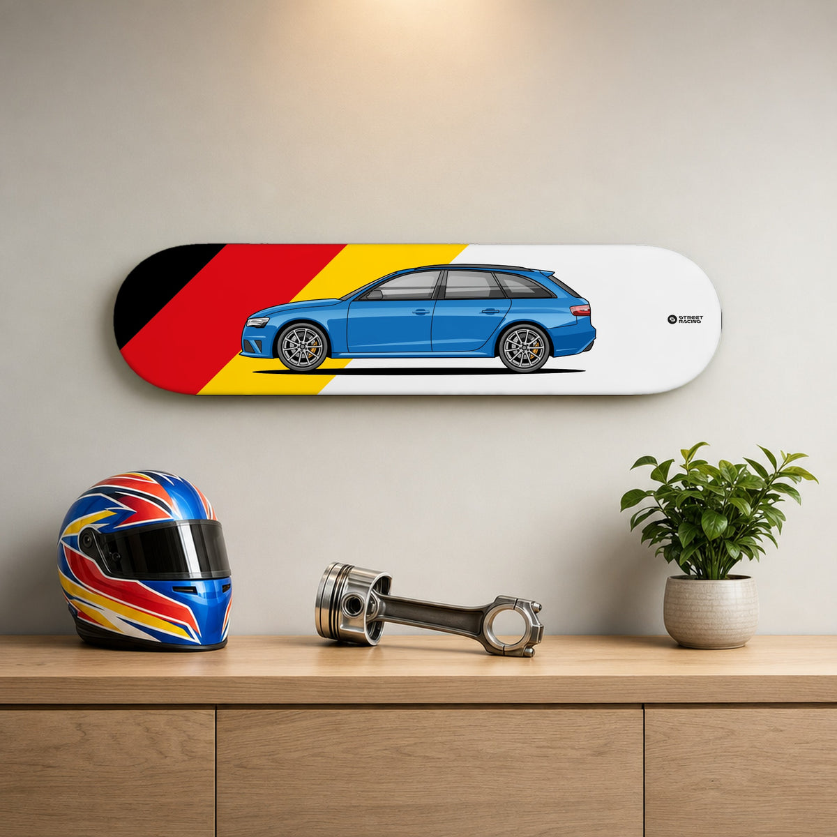 Tabla decorativa skate Audi RS4 Avant 2014 Sepang Blue fondo Bandera alemana en un living – StreetRacing