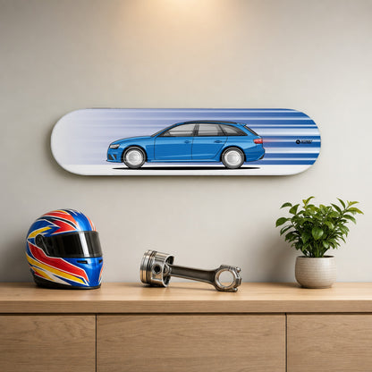 Tabla decorativa skate Audi RS4 Avant 2014 Sepang Blue fondo Movimiento en un living – StreetRacing