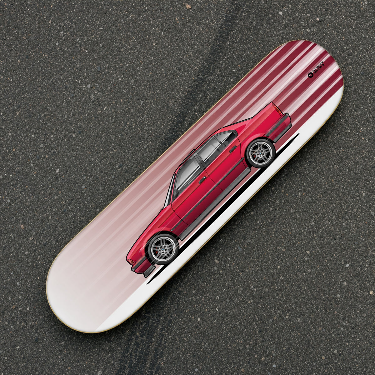 Tabla decorativa skate BMW 540i E34 Calypso Red fondo Movimiento sobre el asfalto – StreetRacing