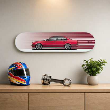 Tabla decorativa skate BMW 540i E34 Calypso Red fondo Movimiento en un living – StreetRacing