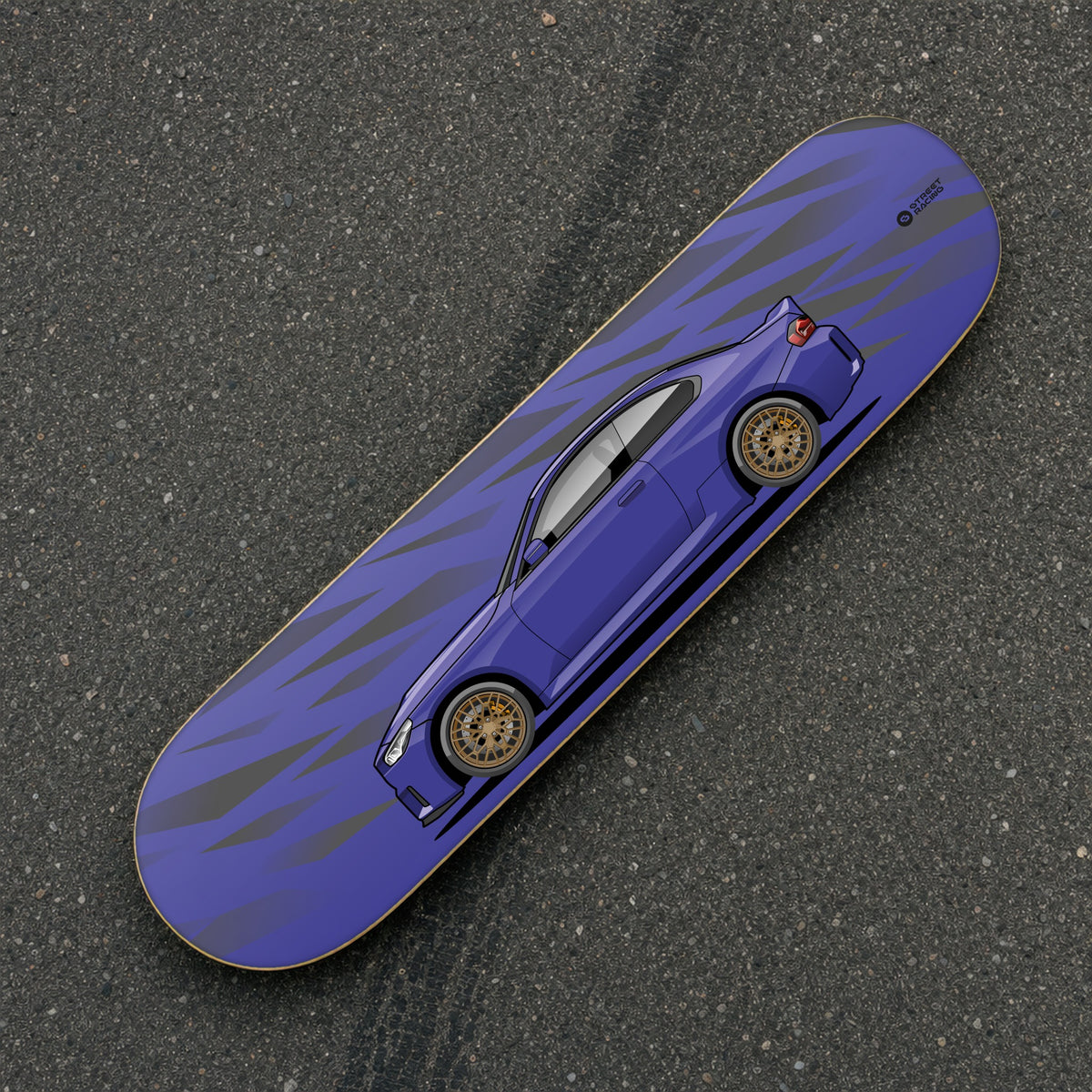 Tabla decorativa skate BMW M2 CS Twilight Purple fondo Fragmentos sobre el asfalto – StreetRacing