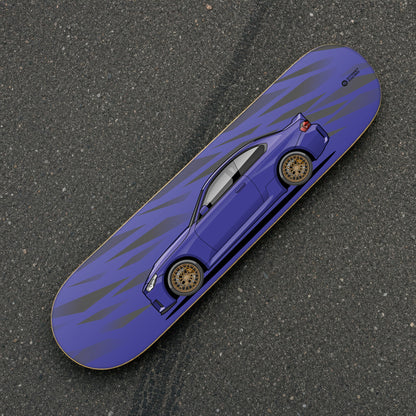 Tabla decorativa skate BMW M2 CS Twilight Purple fondo Fragmentos sobre el asfalto – StreetRacing