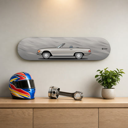 Tabla decorativa skate Mercedes-Benz 450 SL 1975 Champagne fondo Fragmentos en un living – StreetRacing