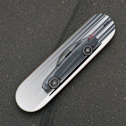 Tabla decorativa skate Mercedes-Benz E 300 Coupé Selenite Grey fondo Movimiento sobre el asfalto – StreetRacing