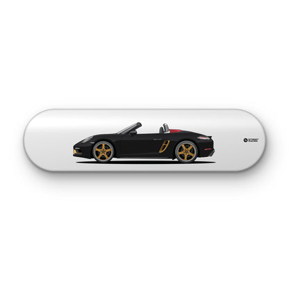 Tabla decorativa skate Porsche 718 Boxster 25 Years Jet Black fondo Plano sobre fondo blanco – StreetRacing