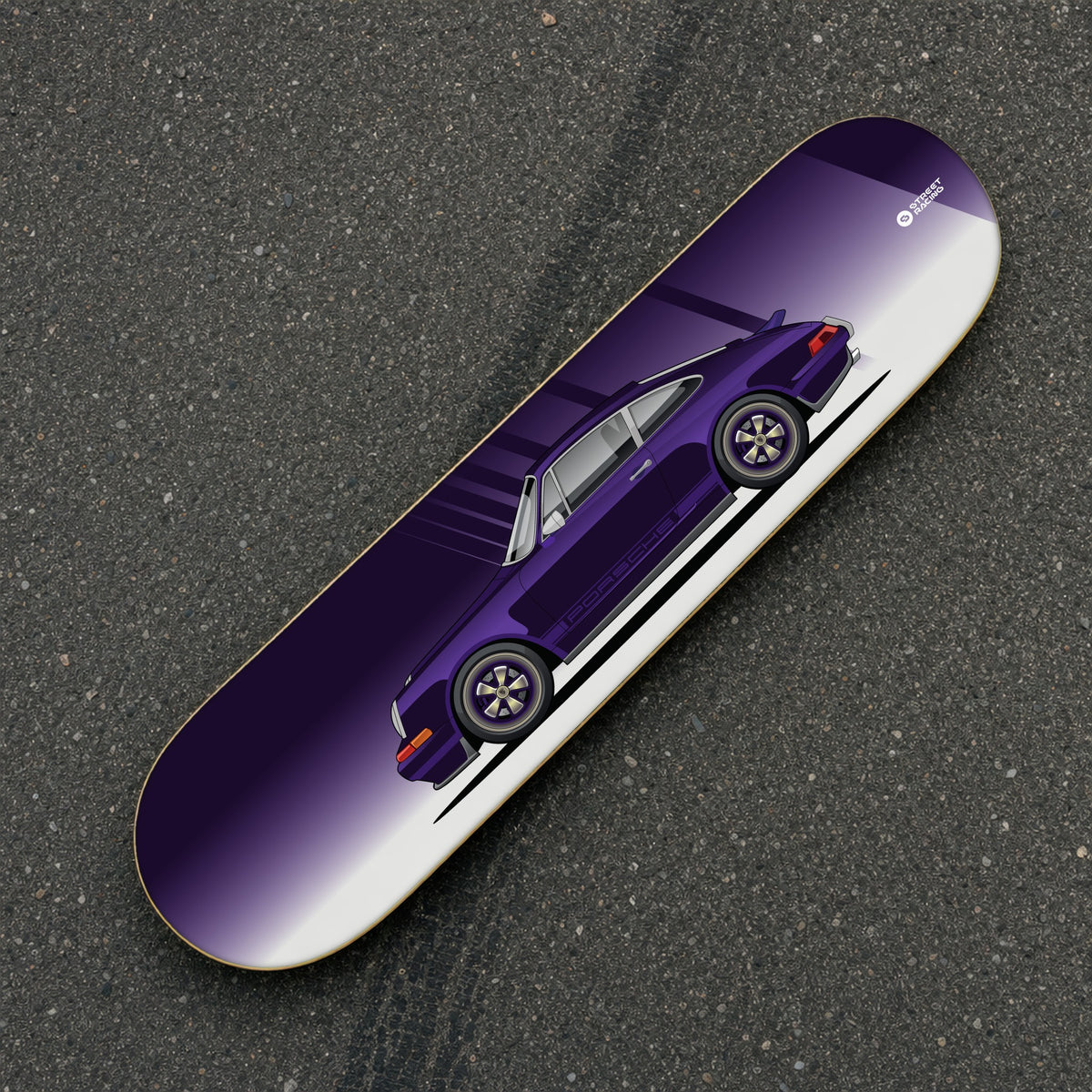 Tabla decorativa skate Porsche 911 964 Theon Design Morado fondo Degradé sobre el asfalto – StreetRacing