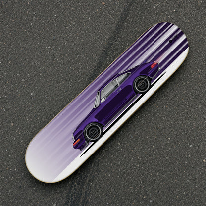 Tabla decorativa skate Porsche 911 964 Theon Design Morado fondo Movimiento sobre el asfalto – StreetRacing