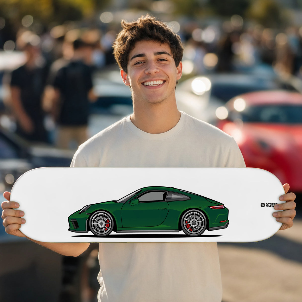 Tabla decorativa skate Porsche 911 GT3 Touring 991.2 Brewster Green fondo Plano en un car meet – StreetRacing