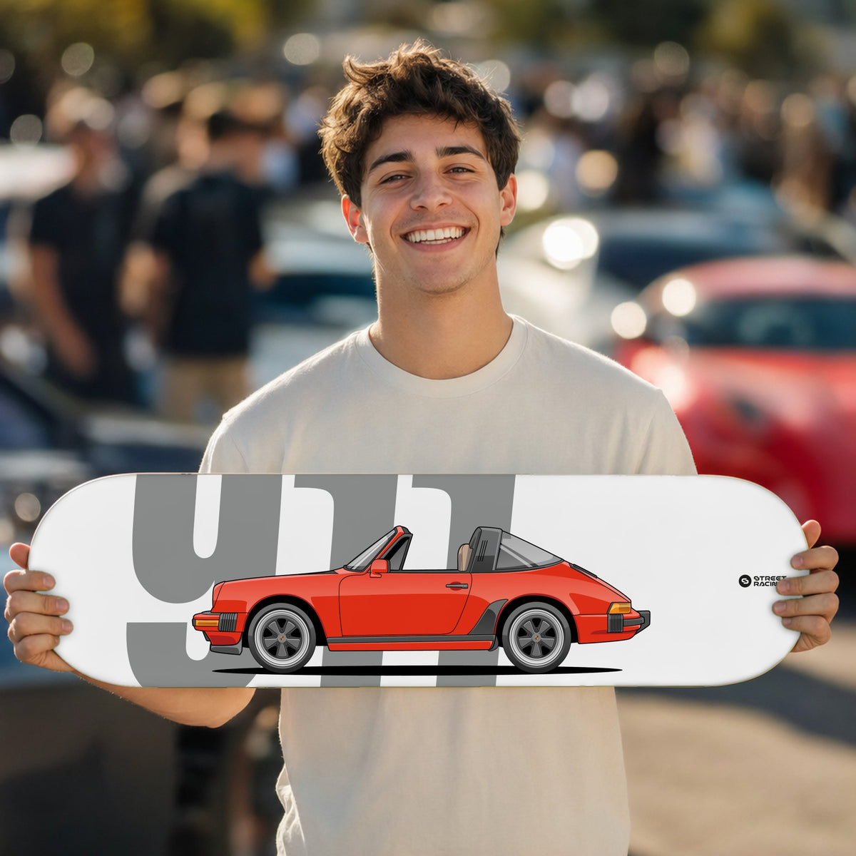 Tabla decorativa skate Porsche 911 Targa 1986 Guards Red fondo 911 en un car meet – StreetRacing