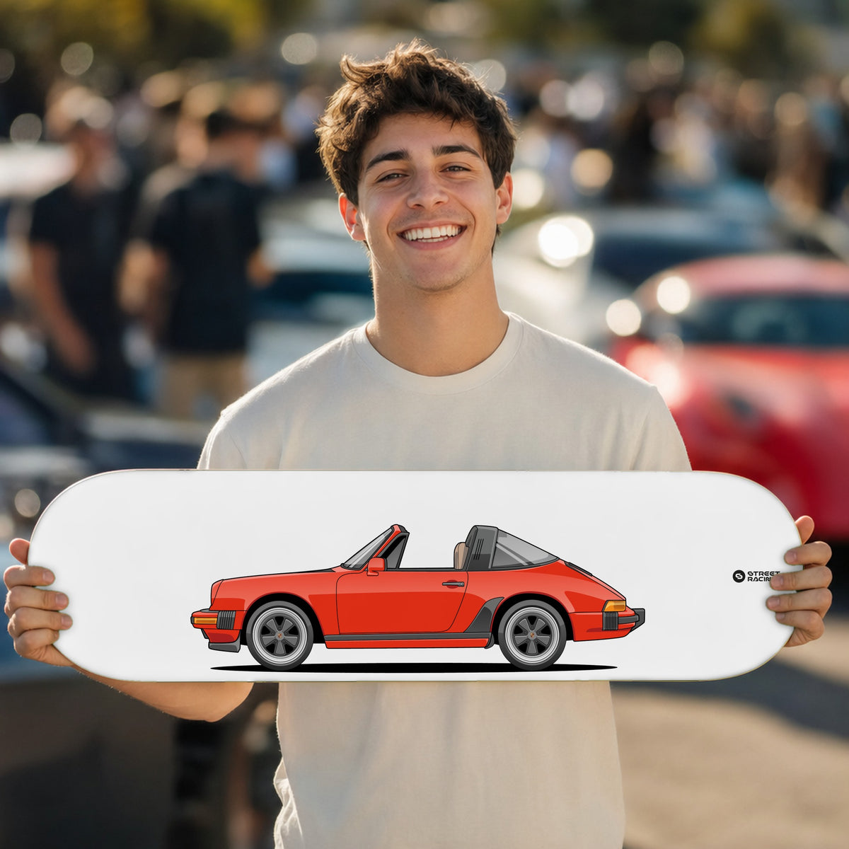 Tabla decorativa skate Porsche 911 Targa 1986 Guards Red fondo Plano en un car meet – StreetRacing
