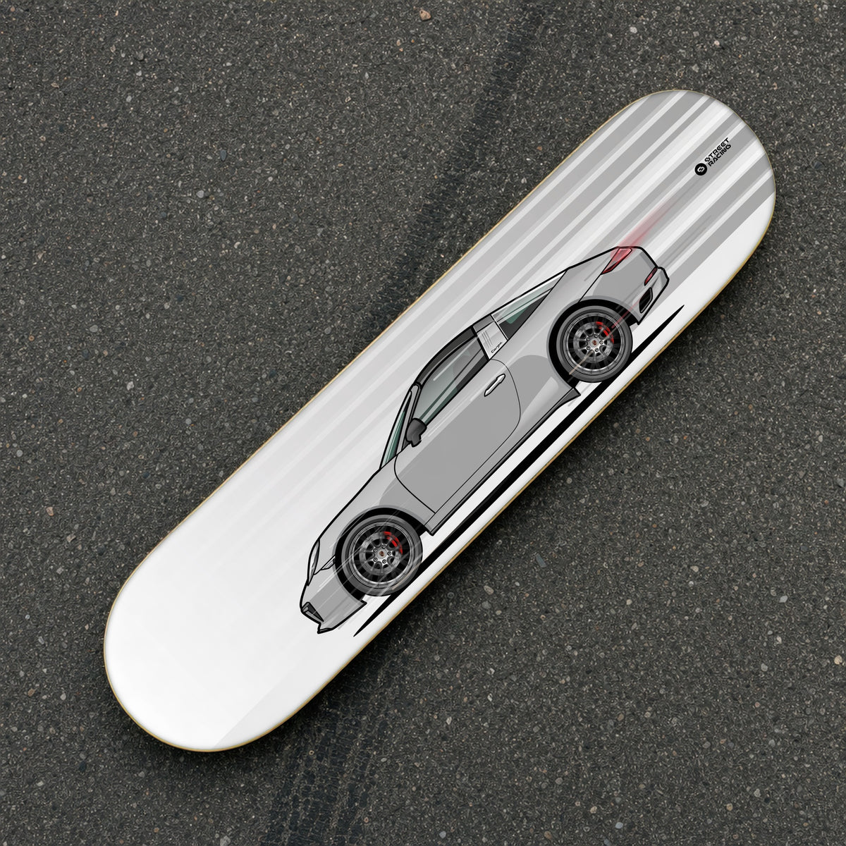 Tabla decorativa skate Porsche 911 Targa 4S 991.2 GT Silver fondo Movimiento sobre el asfalto – StreetRacing