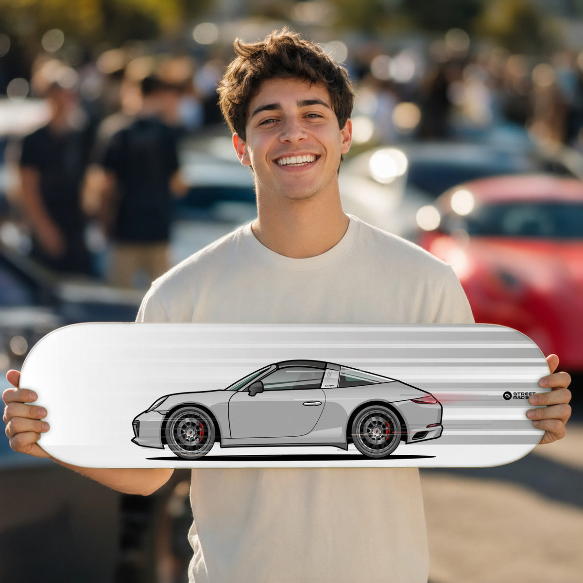 Tabla decorativa skate Porsche 911 Targa 4S 991.2 GT Silver fondo Movimiento en un car meet – StreetRacing